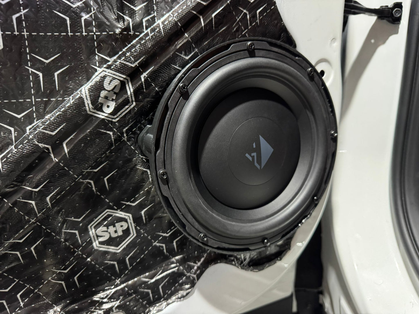 GAC E9 Premium 8" Front Speaker Upgrade Package